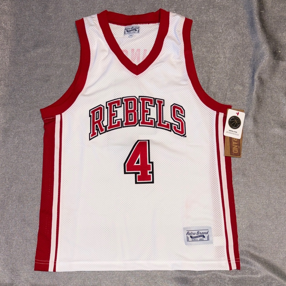 Brand New Adults Ole Miss Rebels Johnson #4 size Medium